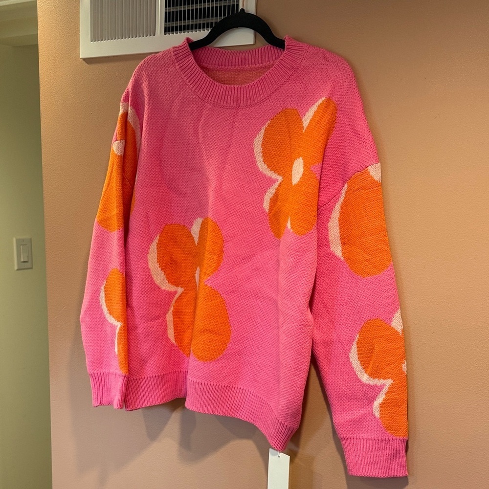 Women's Pink Floral Crewneck Sweater - Casual Oversized Knit - Picture 10 of 11